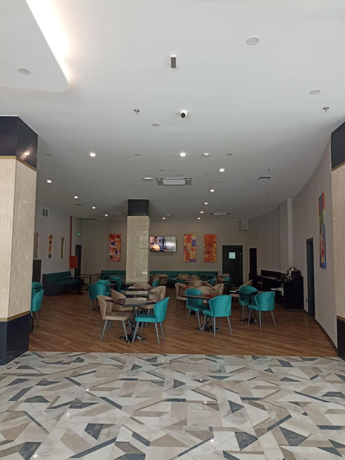 Hotel Navi Батуми Экстерьер фото