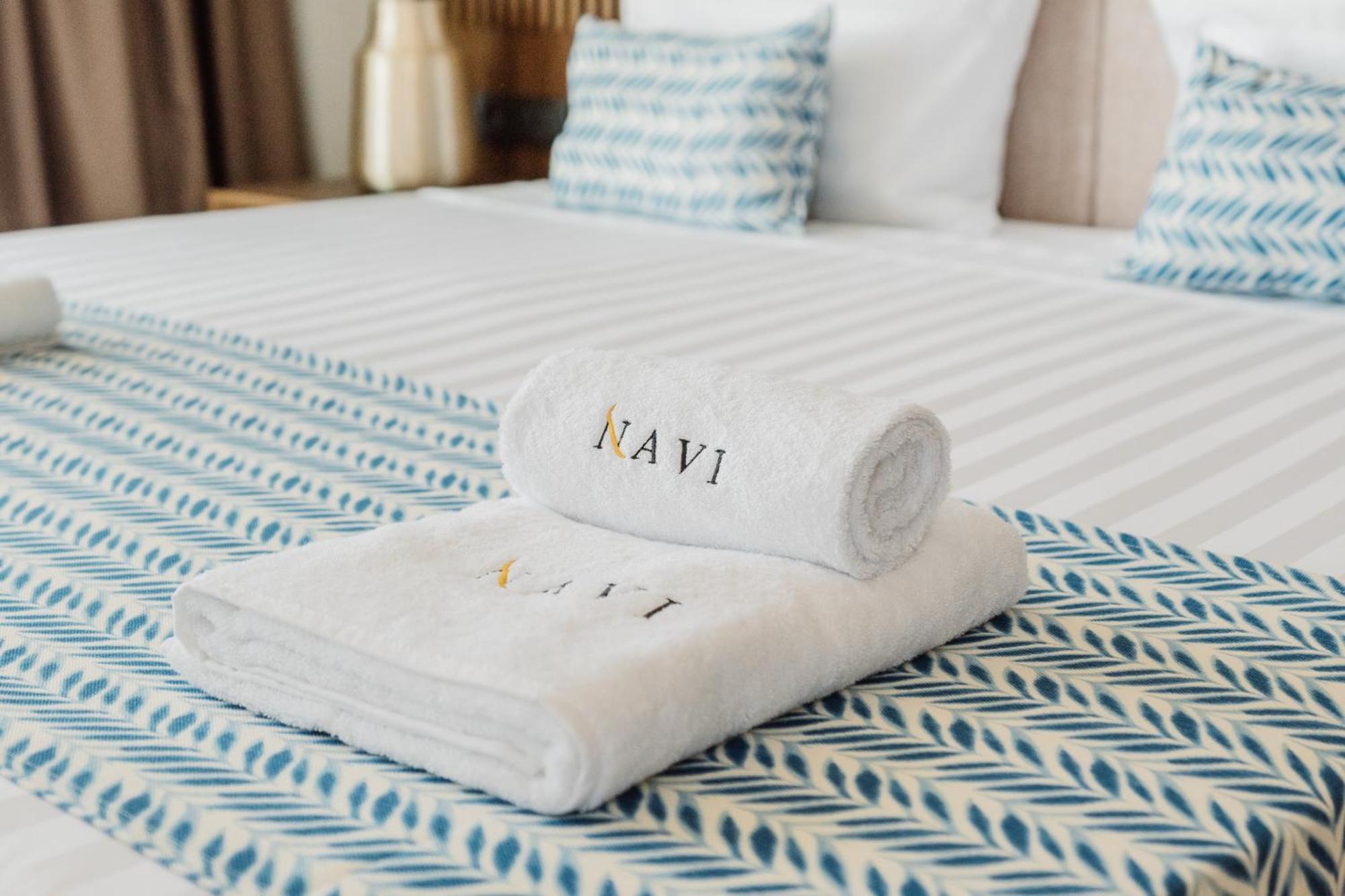 Hotel Navi Батуми Экстерьер фото